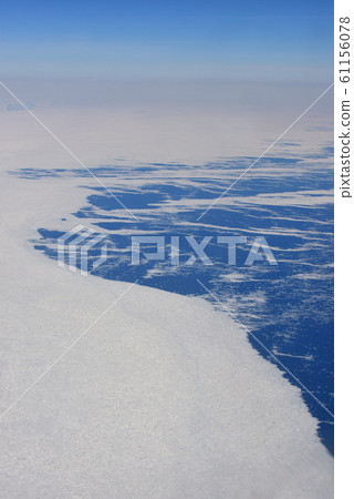 Icy Waters over the Greenland 61156078