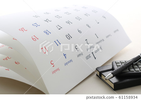 Calendars, numbers, notebooks and writing utensils 61158934