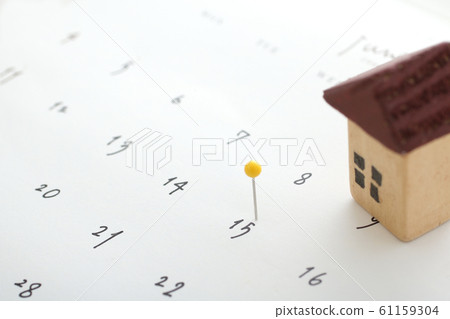 Calendar, numbers, moving and pins Calendar, numbers, moving and pins 61159304