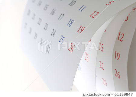 日曆和別針 61159947