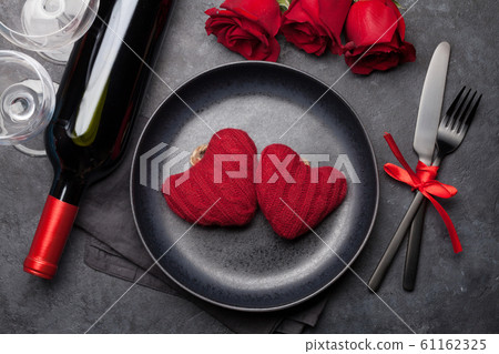 Valentines day hearts with wine and roses bouquet 61162325