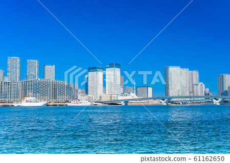 Tokyo Harumi Wharf and high-rise apartments 61162650