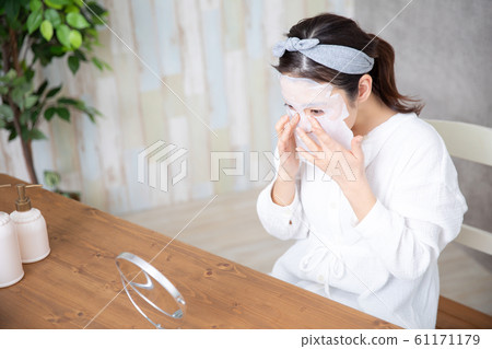 A woman packing A woman packing 61171179