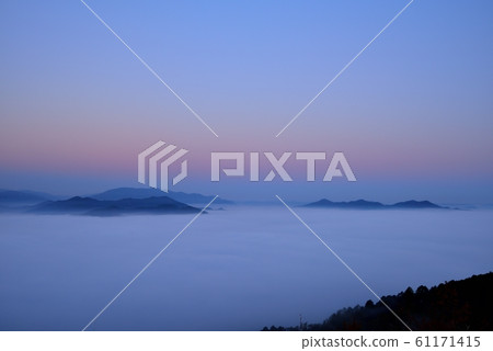 Sea of clouds in the Kameoka basin 61171415