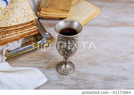 Pesah holiday celebration, matza unleavened bread Pesah holiday celebration, matza unleavened bread 61171664