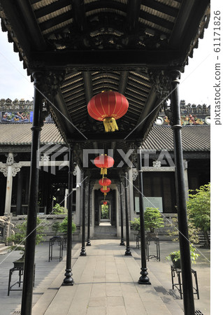 Mr. Chen's House Mr. Chen's House 61171826