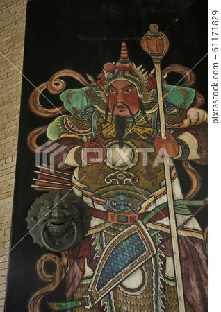 Mr. Chen's House Mr. Chen's House 61171829