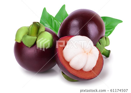 ripe mangosteen with leaf isolated on white background closeup ripe mangosteen with leaf isolated on white background closeup 61174507
