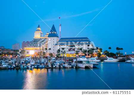 臺灣台北淡水漁人碼頭 Taipei Freshwater Fisherman's Wharf 61175551