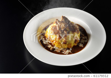 蛋包燉牛肉 蛋包燉牛肉 61179312