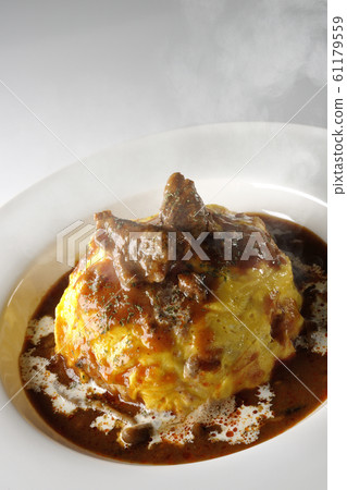 Omurice beef stew Omurice beef stew 61179559