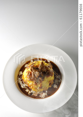 Omurice beef stew Omurice beef stew 61179608