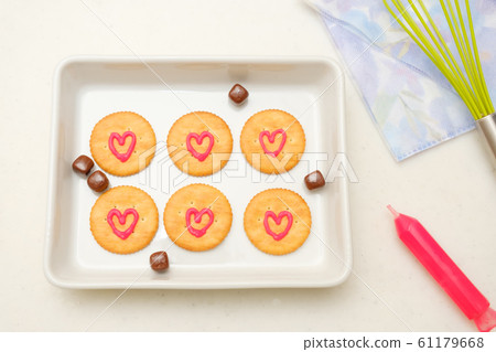 照片素材:製作糖果Hobby Handmade Heart Valentine 照片素材:製作糖果Hobby Handmade Heart Valentine 61179668