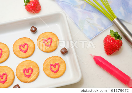 照片素材:製作糖果Hobby Handmade Heart Valentine 照片素材:製作糖果Hobby Handmade Heart Valentine 61179672