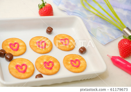 照片素材:製作糖果Hobby Handmade Heart Valentine 照片素材:製作糖果Hobby Handmade Heart Valentine 61179673