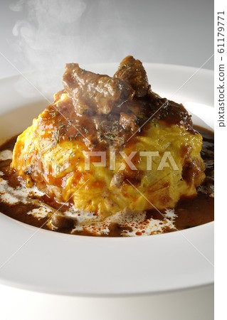 Omurice beef stew Omurice beef stew 61179771