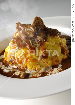Omurice beef stew Omurice beef stew 61179772