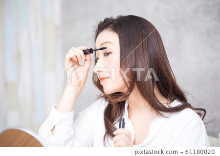 一個女人要彌補 一個女人要彌補 61180020