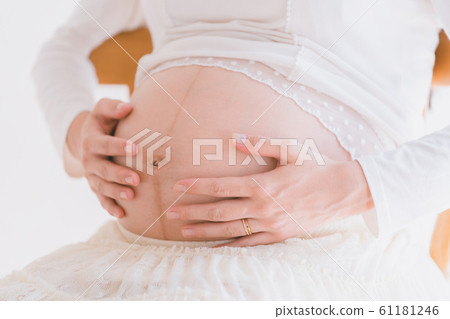 懷孕 孕婦 懷孕足月 61181246