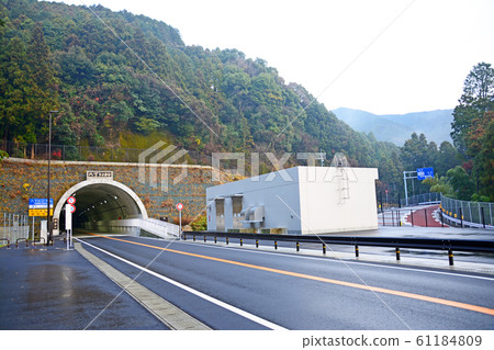 八丁tunnel隧道 61184809