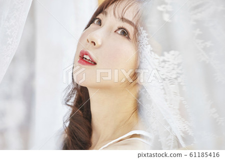 Young woman, business woman, career woman, morning, dress, room, house, beauty 61185416