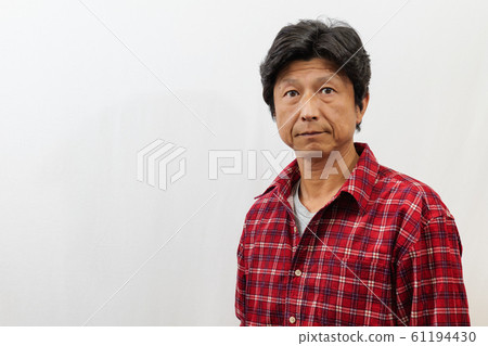日本中年男子的畫像 日本中年男子的畫像 61194430