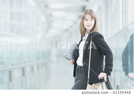 Business woman 61195448