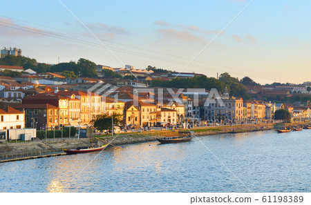 Porto Villa Nova de Gaia Porto Villa Nova de Gaia 61198389