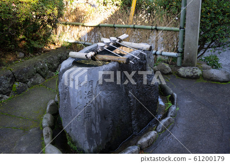 Handwashing area <Mt. Fuji Motomiya Asama Taisha Fujinomiya City, Shizuoka Prefecture> 61200179