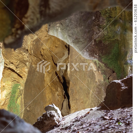 Underground Cave Rock Formations 61203638