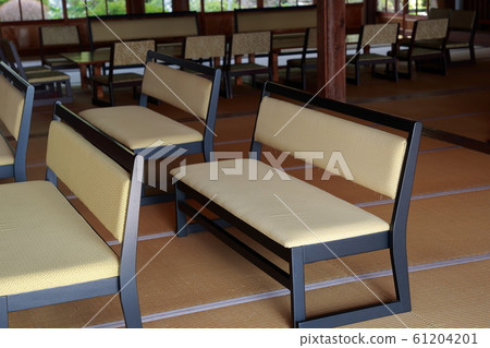 一個座位 61204201