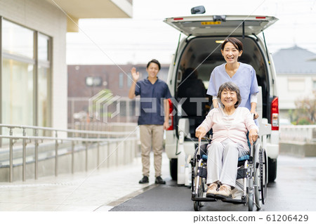 護理轉移護理車輪椅醫學影像 61206429