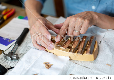 Repair of toy instruments Repair of toy instruments 61208713