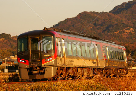 面向夕陽下的高鬆的2600系列Uzushio 61210133