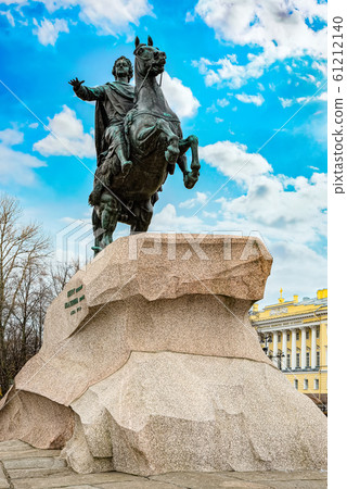 Senate building and  a monument to Peter I (the 61212140
