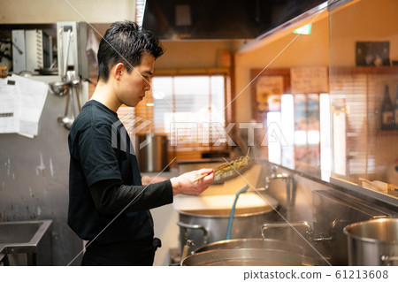 麵條，拉麵，製作，廚師，煮沸，廚房 61213608