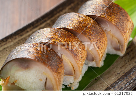鯖魚烤壽司 61217025