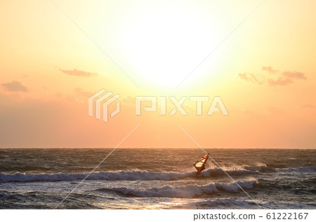Windsurfing scenery 200103pm4: 14 Windsurfing scenery 200103pm4: 14 61222167