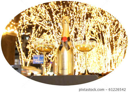 香檳和燈飾 61226542