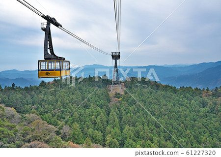 [Tairyuji Ropeway] Ryuyama, Kamo-cho, Anan City, Tokushima Prefecture 61227320