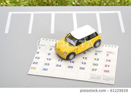 Calendar and parking Calendar and parking 61229839