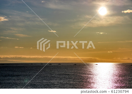 Sunrise Sunrise 61230794