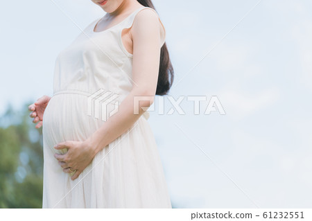 pregnant, pregnant woman, blue sky 61232551