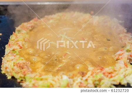 A specialty of downtown Tokyo How to bake Monja-yaki How to enjoy Middle-aged women who enjoy Monja-yaki A specialty of downtown Tokyo How to bake Monja-yaki How to enjoy Middle-aged women who enjoy Monja-yaki 61232720