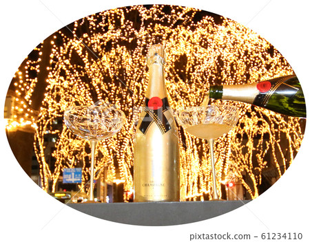 Champagne and Illuminations Champagne and Illuminations 61234110