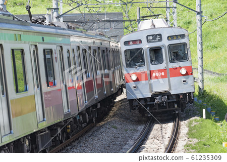 [Tokyu Denentoshi Line 8500 Series Tamaplaza Station] 61235309