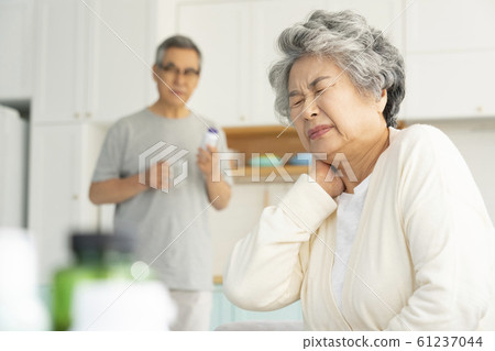 Lifestyle Elderly Disease 61237044
