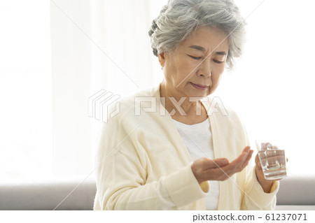 Lifestyle Elderly Disease Lifestyle Elderly Disease 61237071