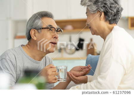 Lifestyle Elderly Disease Lifestyle Elderly Disease 61237096