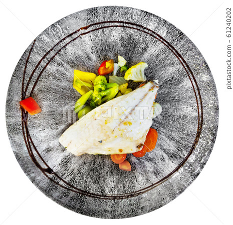 Dorado fish with blanched vegetables 61240202